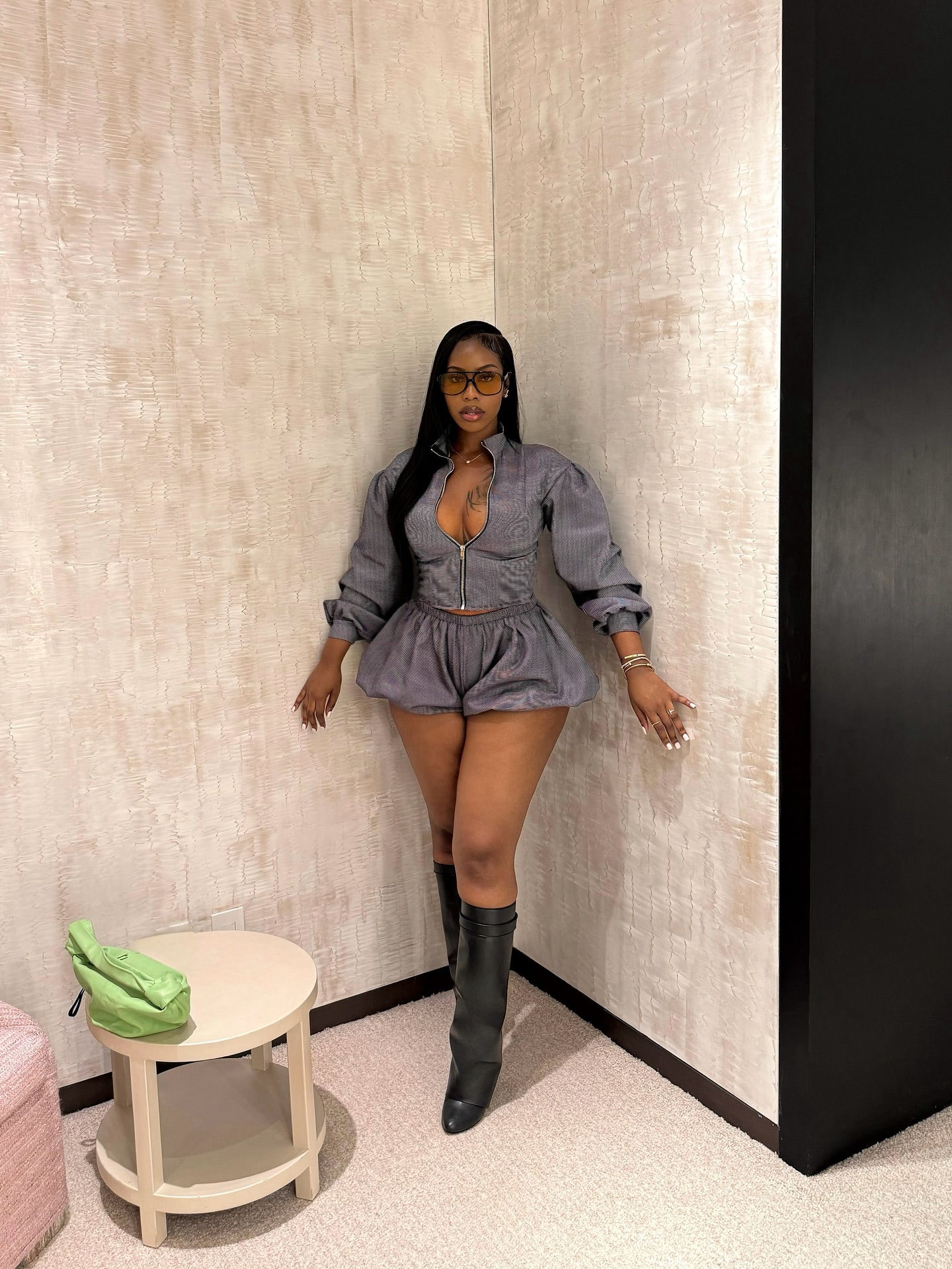 Curve Line Zip Set image 0